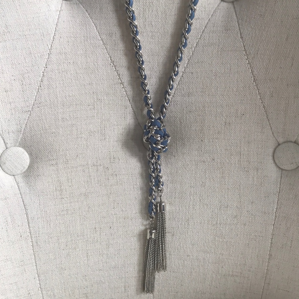 Guess necklace 💙